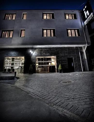 Hotel Valcarce Leon 2*